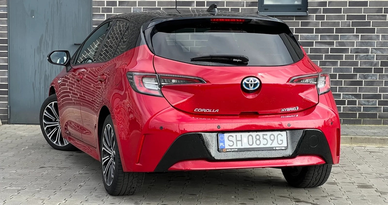 Toyota Corolla cena 84900 przebieg: 89000, rok produkcji 2019 z Szklarska Poręba małe 667